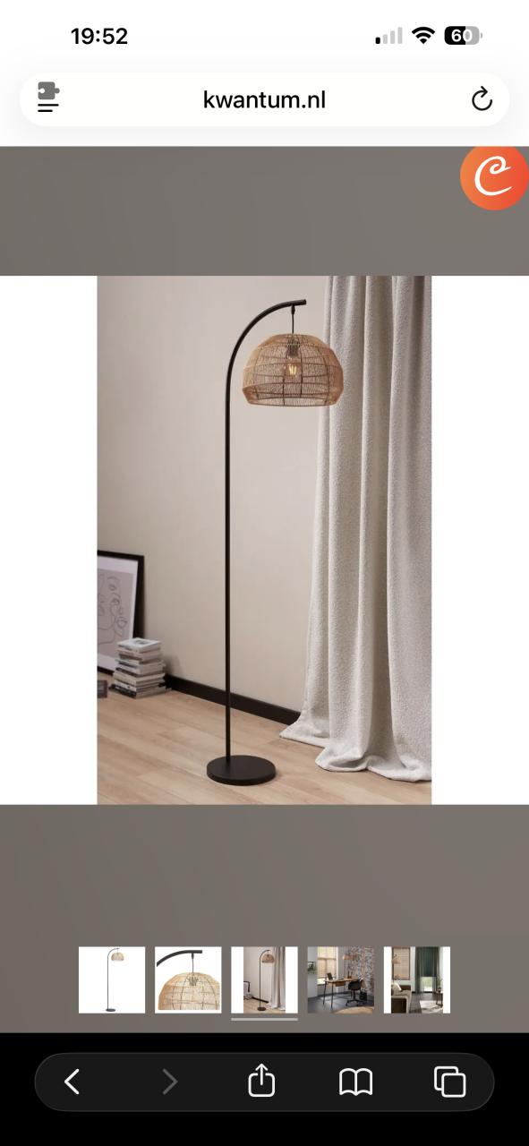 Zo goed als nieuwe vloerlamp Segin Kwantum