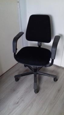 Bureau stoel kleur zwart verstelbaar