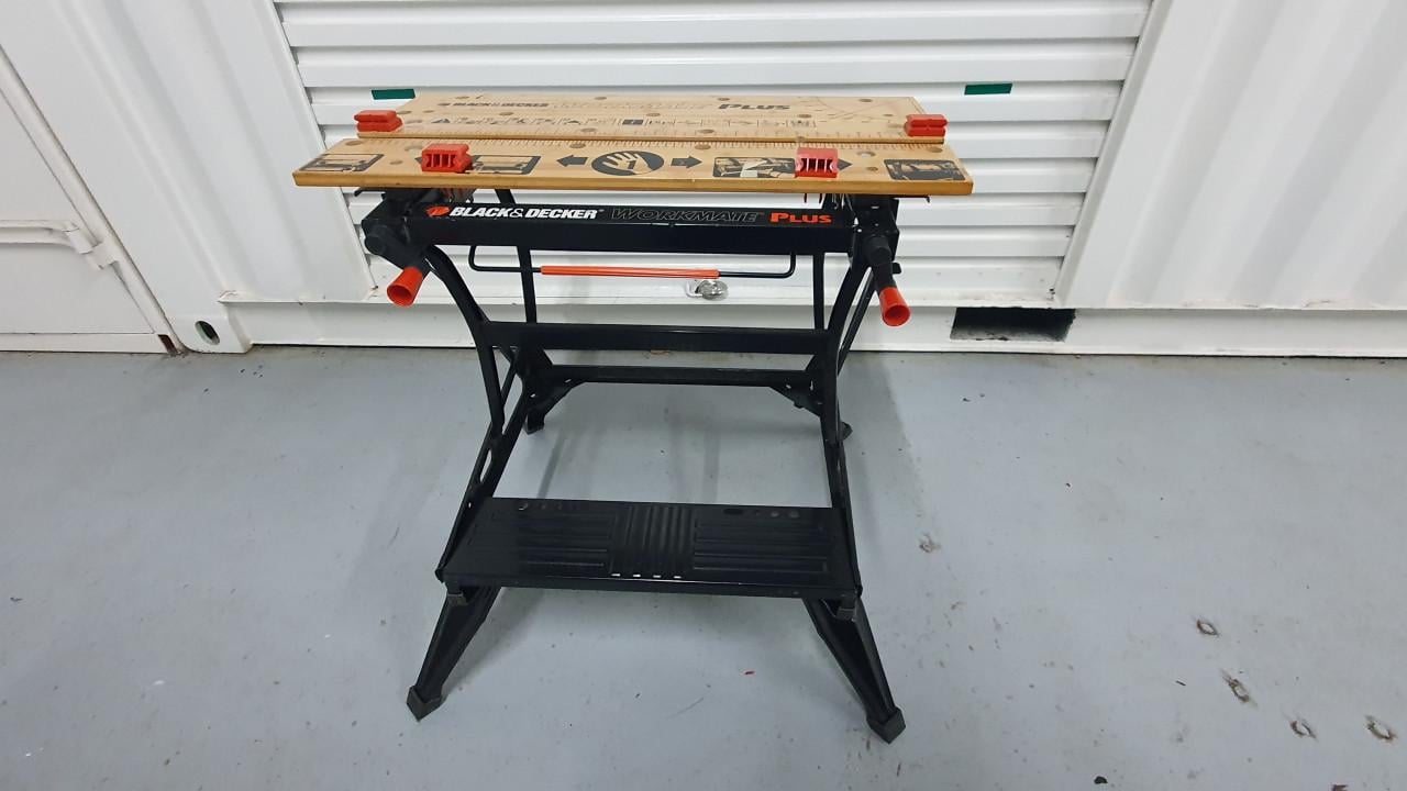 Inventaris Elektroklus, bedrijfsauto, frees, ladders en meer