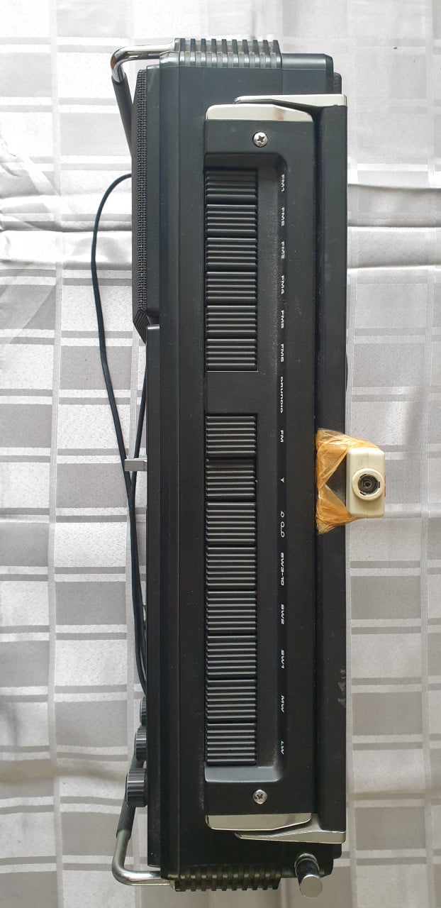 GERESERVEERD Wereldontvanger Grundig