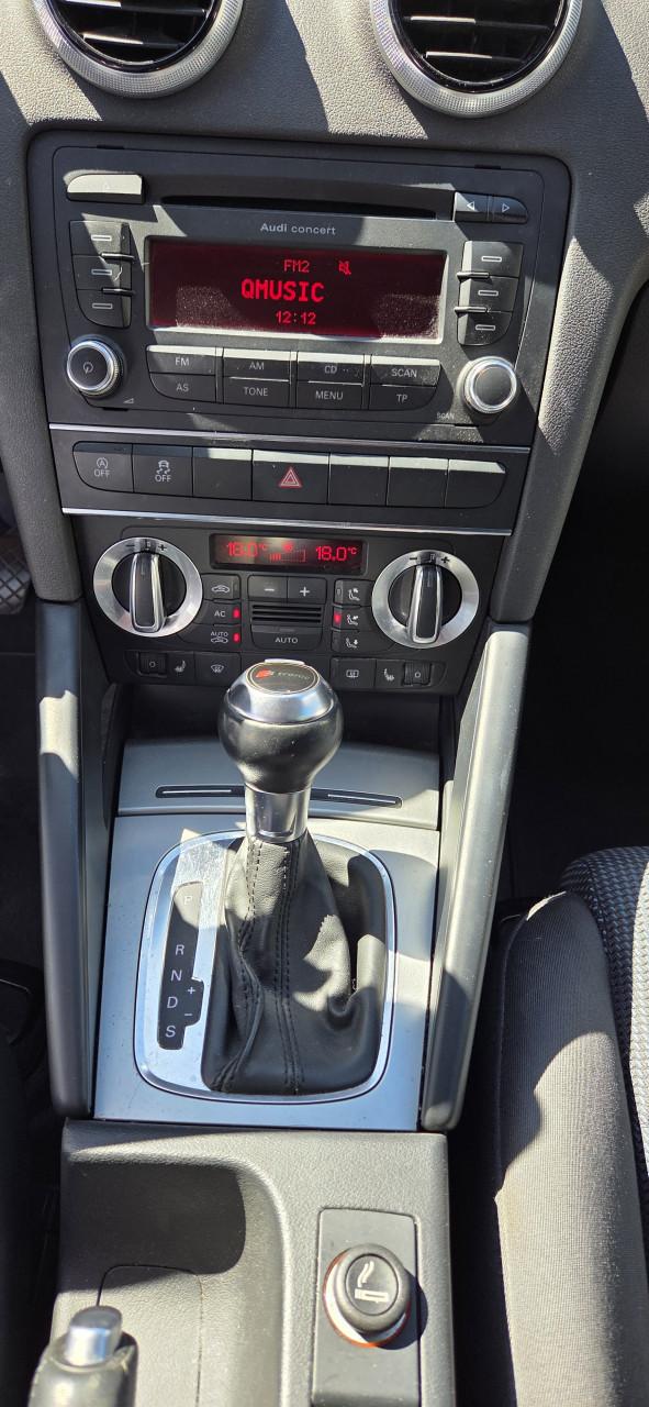 Audi A3 2010 1.4 TFSI Attraction Hatchback Blauw