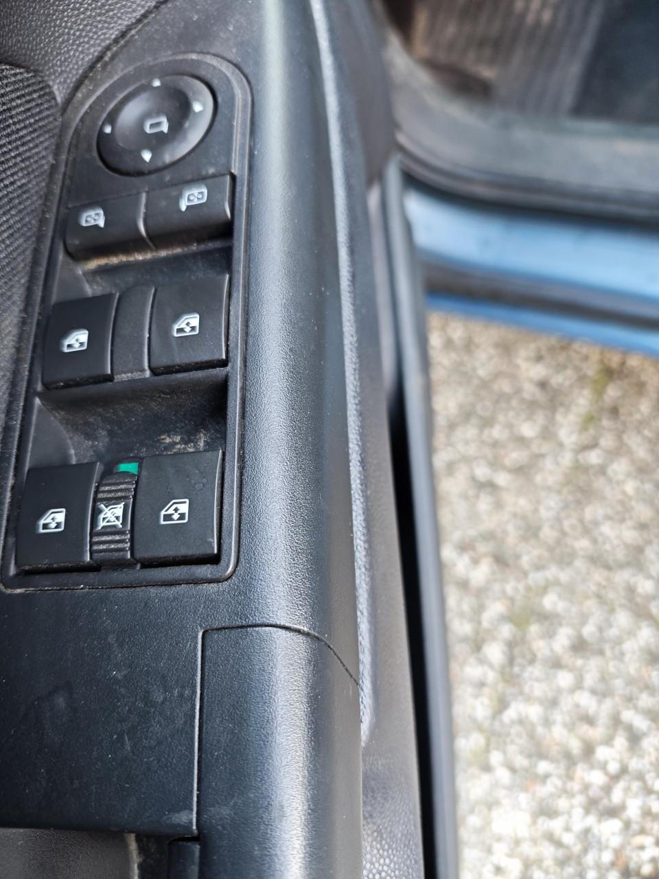 Opel zafira 2.2 direct