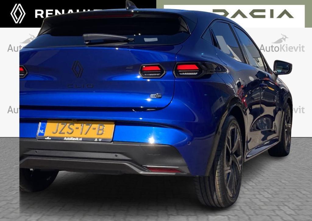 Renault Clio 1.8 hybrid 160 esprit alpine - demo / harman kardon