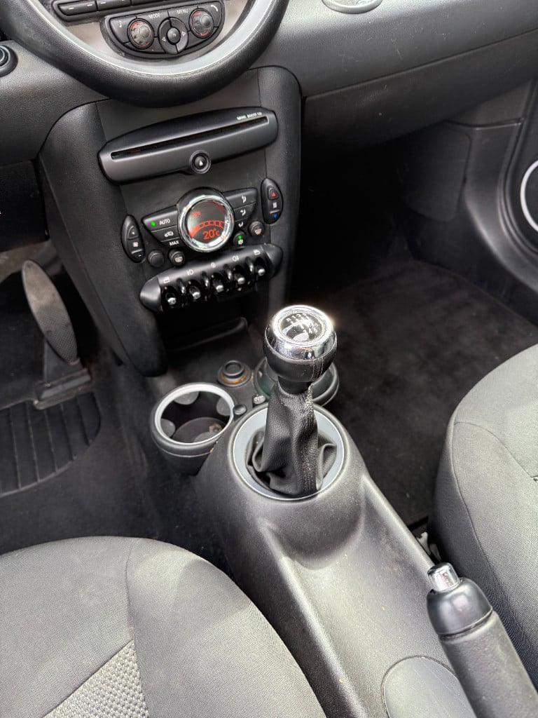 Mini One 1.6 malist - pano - nieuwe koppeling