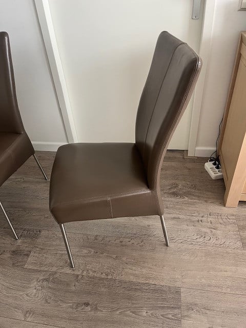 Eethoek met 4 stoelen