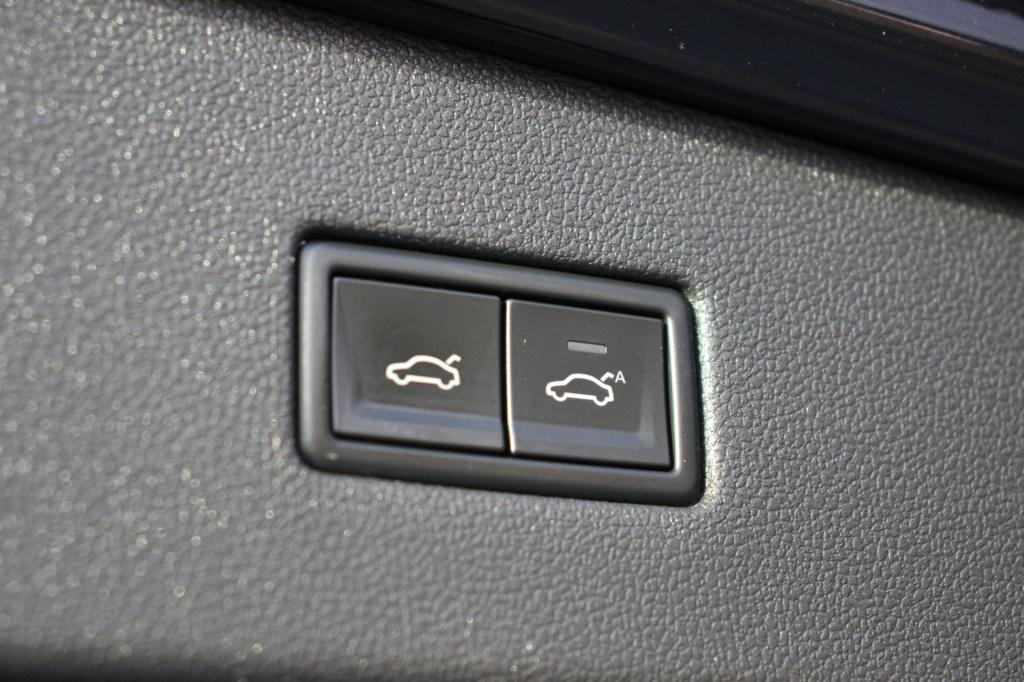 Volkswagen Tiguan Allspace 1.5 tsi highline r-line 7p. pano | acc | el.trek
