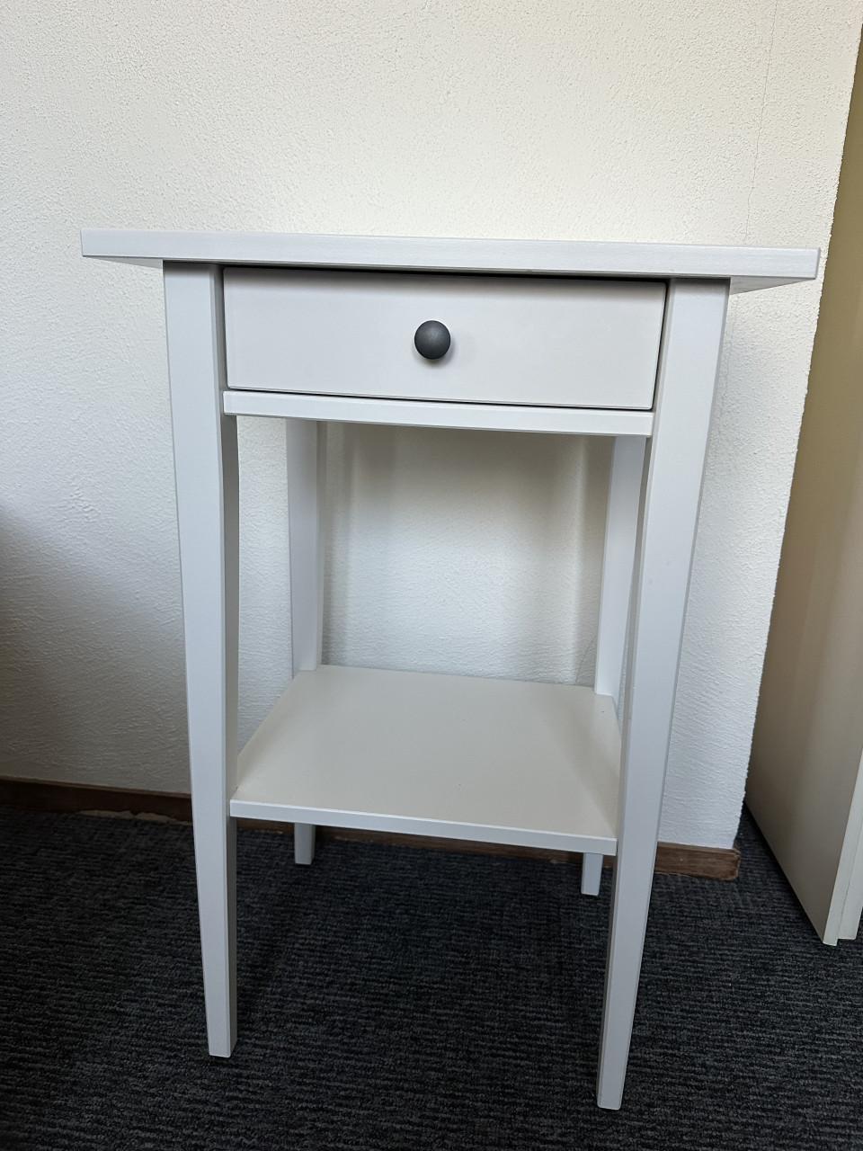 Ikea Hemnes Nachtkastje