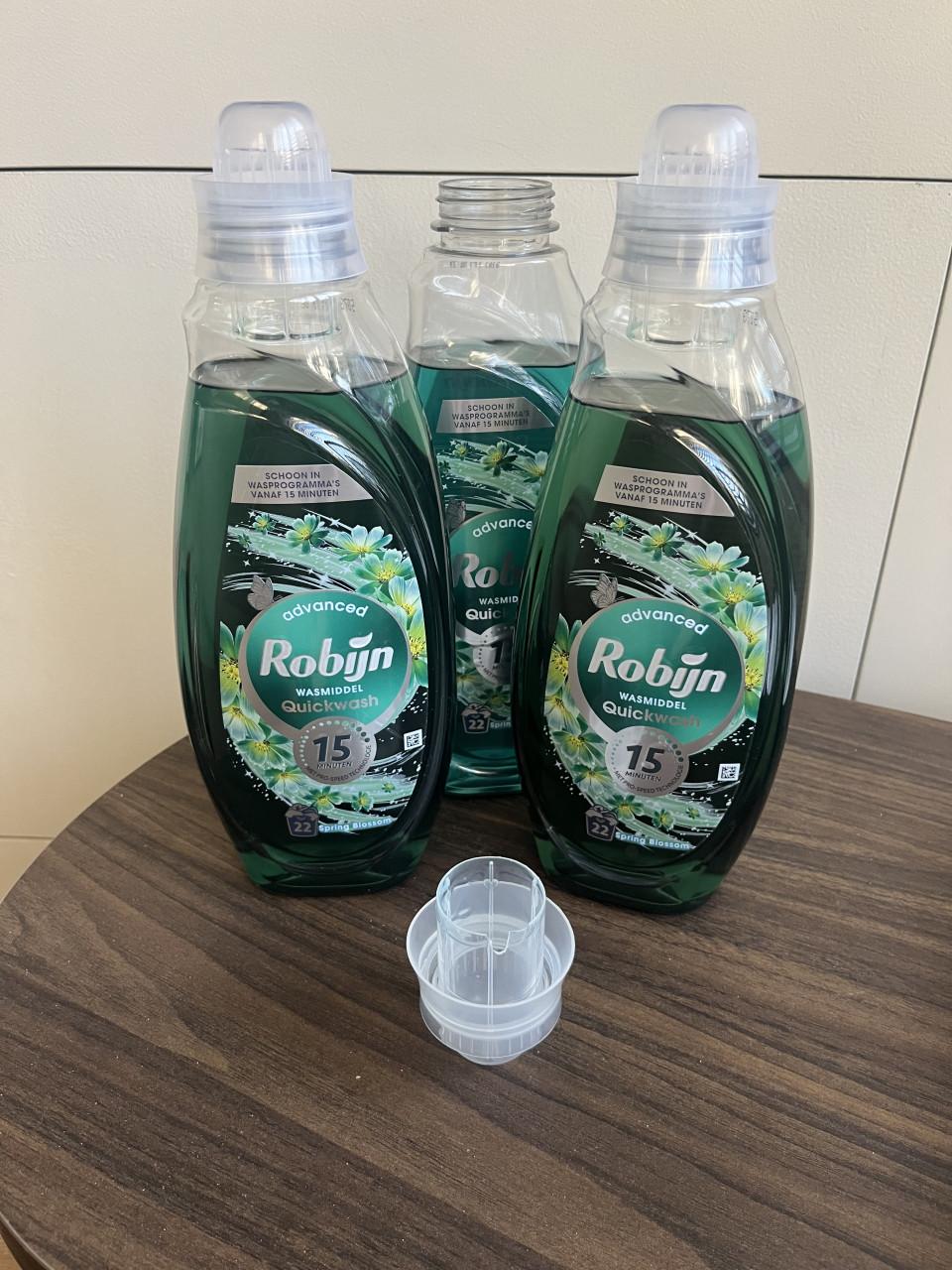 Robijn QuikWash Spring Blossom 2 ongebruikt,1 licht gebruikt