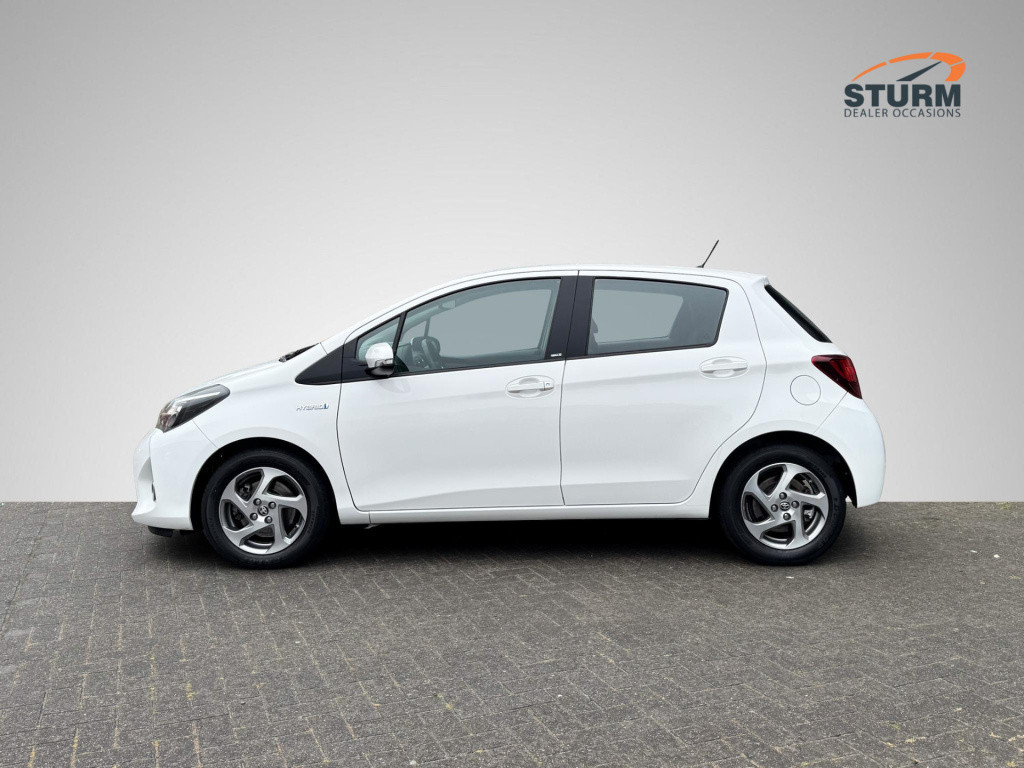 Toyota Yaris 1.5 hybrid trend | camera | 15" l.m.velg | navigatie | 5 drs |