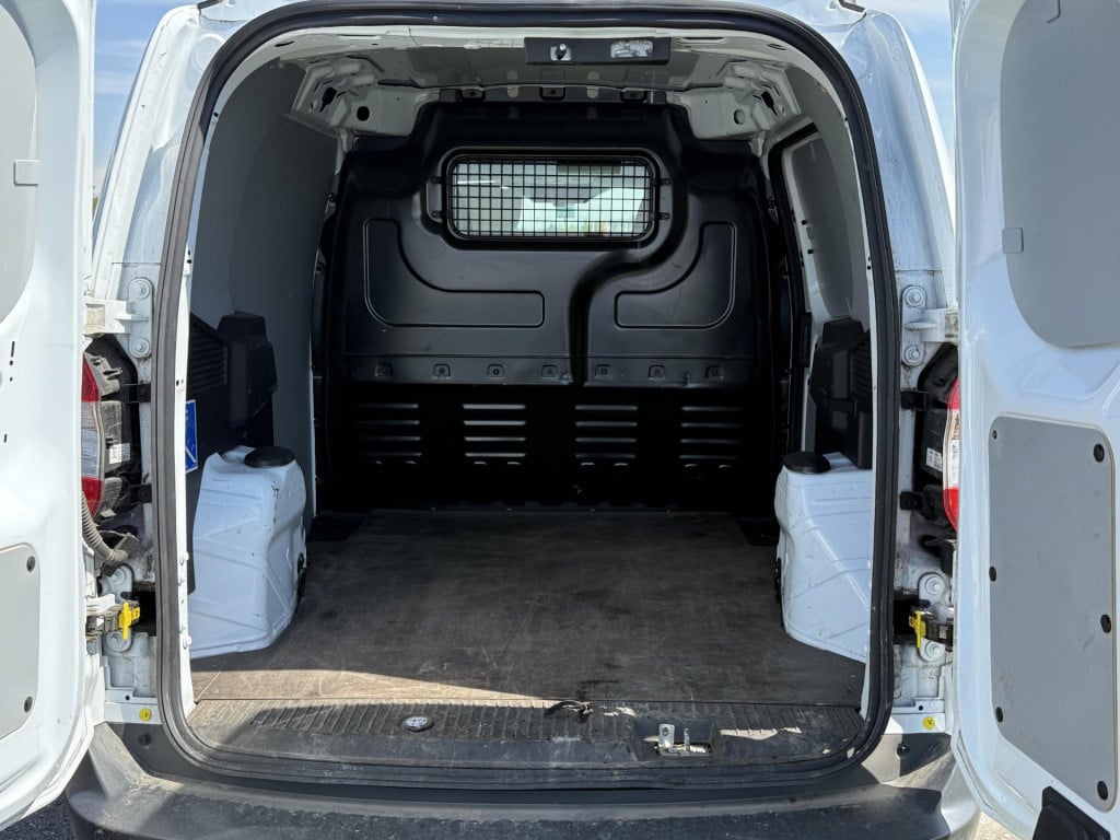 Ford Transit Courier 1.5 tdci limited duratorq s&s lmv | parkeersensoren | 