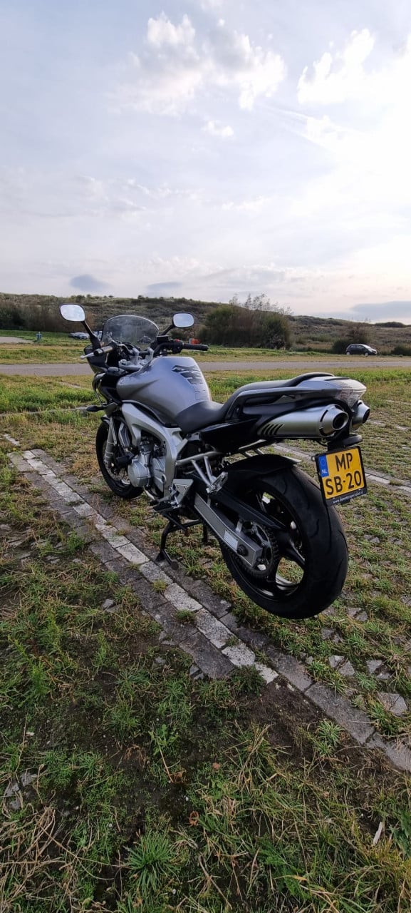 Yamaha Fazer 600