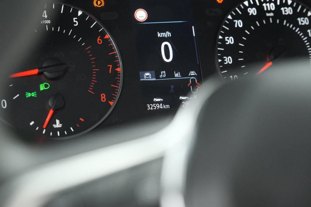 Renault Captur tce 100 zen | apple carplay | cruise control | dab+ radio