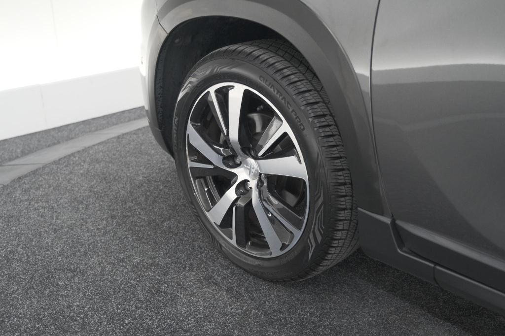 Peugeot 2008 puretech 110 eat6 gt-line | camera | panoramadak | navigatie |