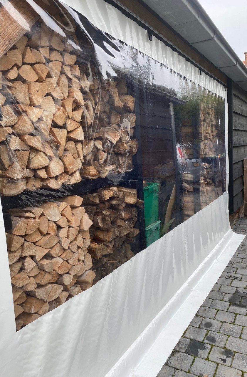 Verandazijwand met raam