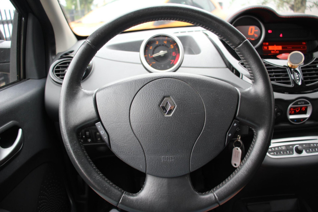 Renault Twingo 1.2 16v dynamique - riem v.v. inruil koopje - meeneemprijs