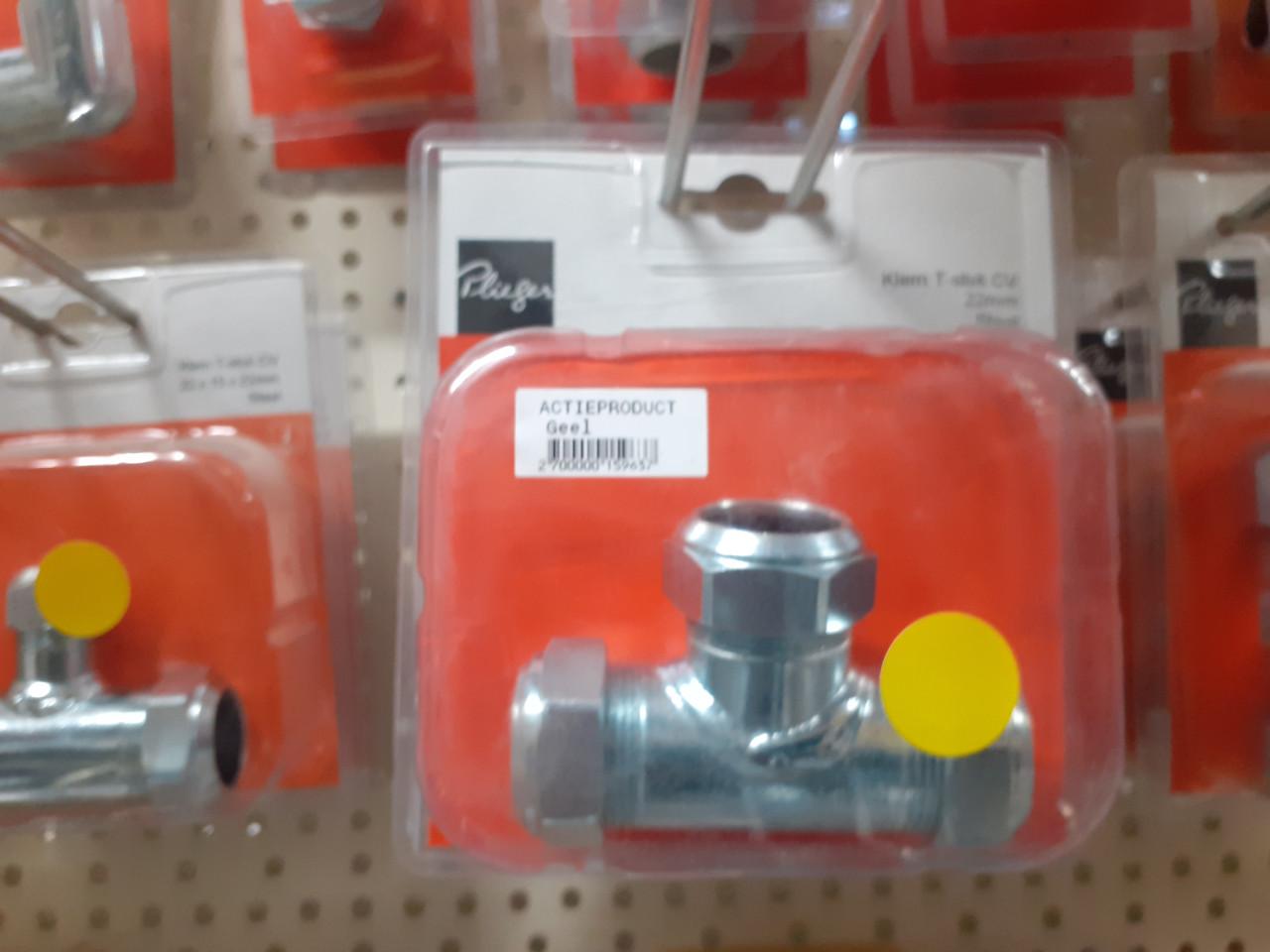 Veel installatiemateriaal, koppelingen,kraan ed 1 euro per stuk bij hhzb