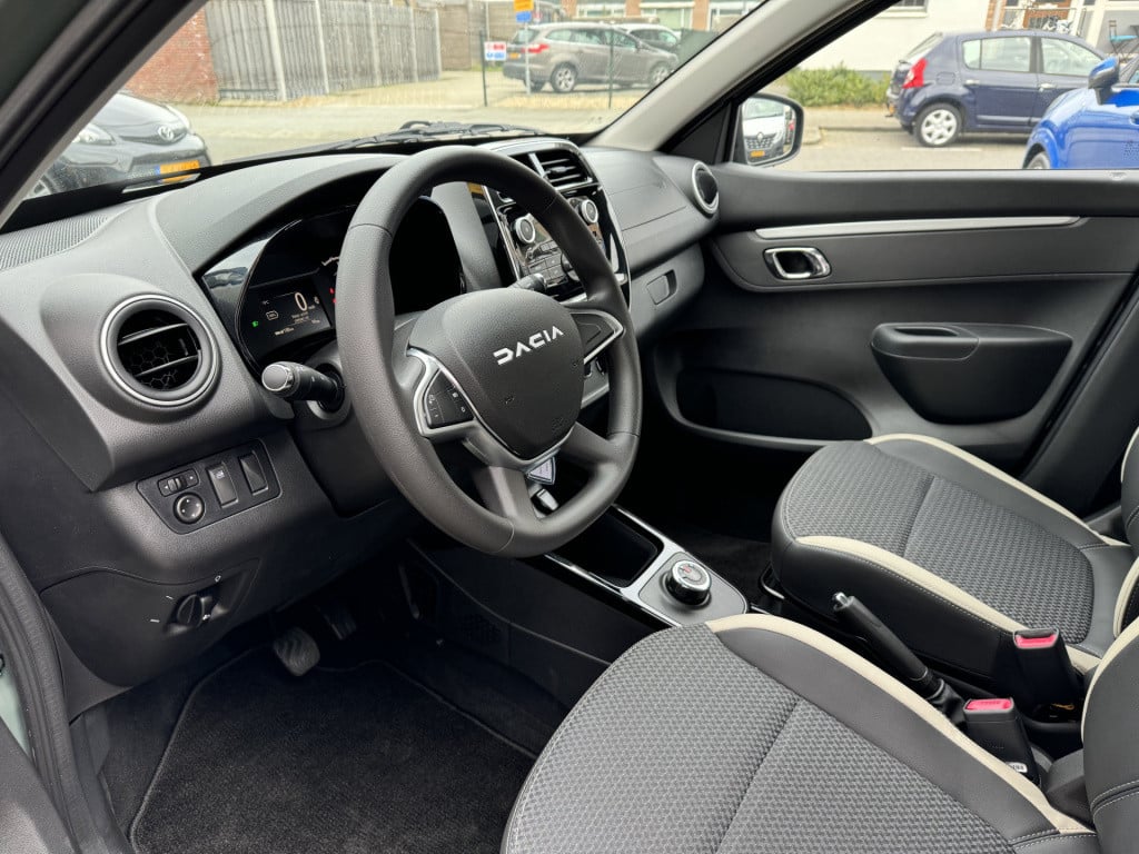 Dacia Spring essential 27 kwh - demo / reservewiel