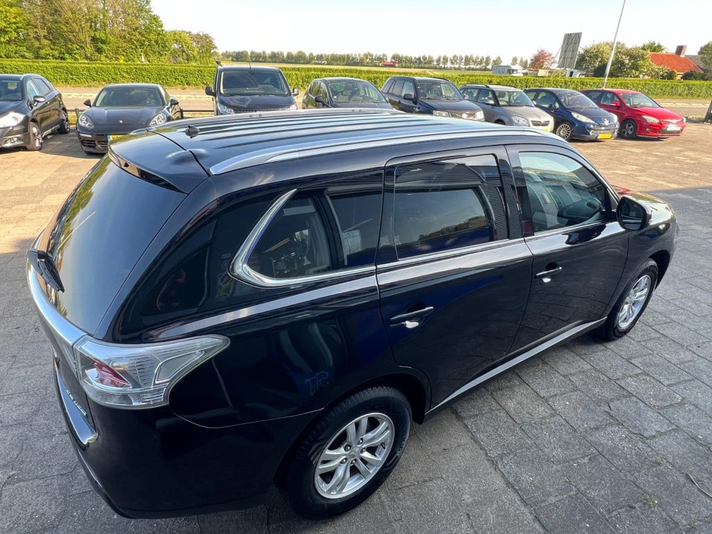 Mitsubishi Outlander 2.0 business edition 7 persoons