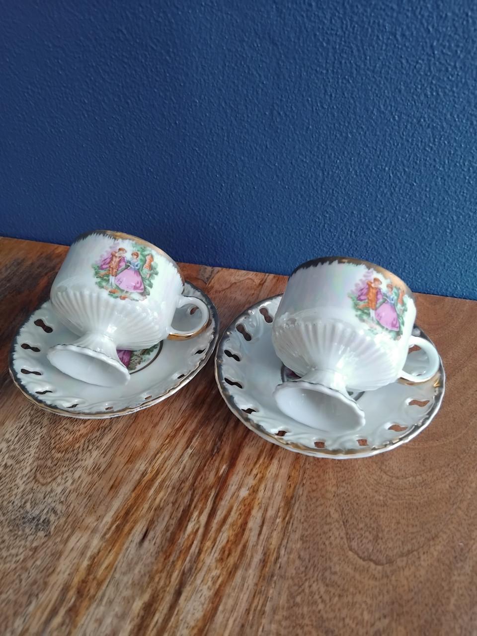 Vintage 4-delig Kop en schotels