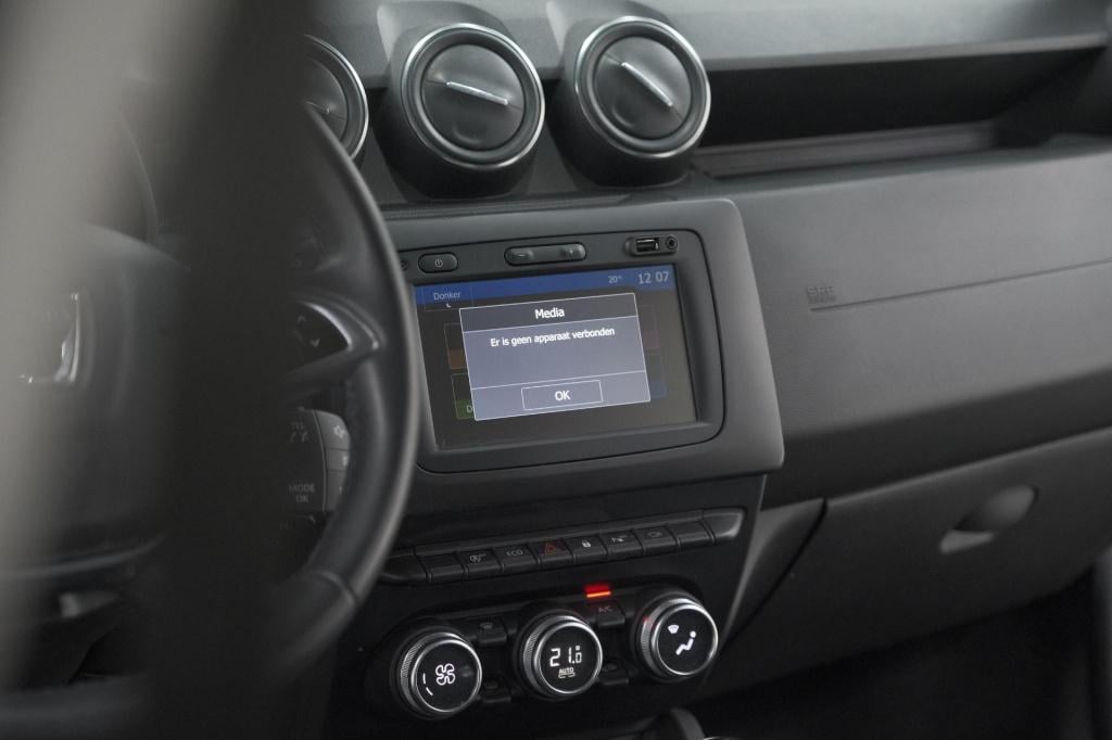 Dacia Duster tce 130 tech road | 360 camera | dodehoekdetectie | apple carp