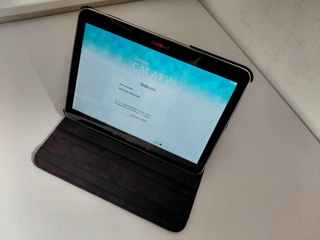 Samsung Galaxy Tab4 SM-T530 16Gb