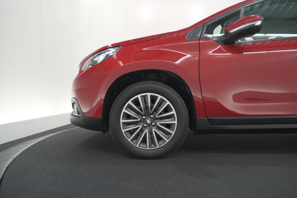 Peugeot 2008 puretech 110 eat6 active | camera | apple carplay | parkeersen