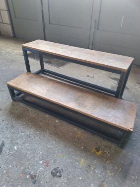 Bijzet tafel / bankjes