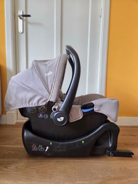 Joie maxicosi + isofix base