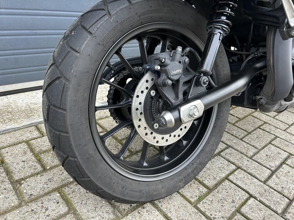 Honda CL500, in nieuwstaat zijne retro-style uit 2024 met 12dkm €5750,-