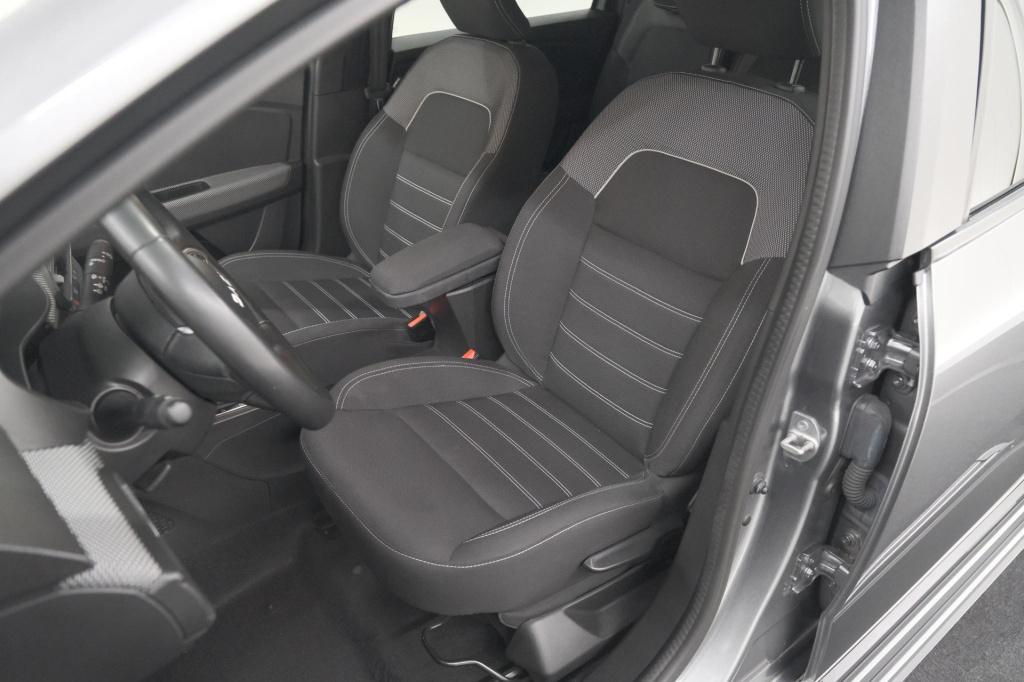 Dacia Jogger 1.6 hybrid 140 expression | 7 zitplaatsen | apple carplay | pa