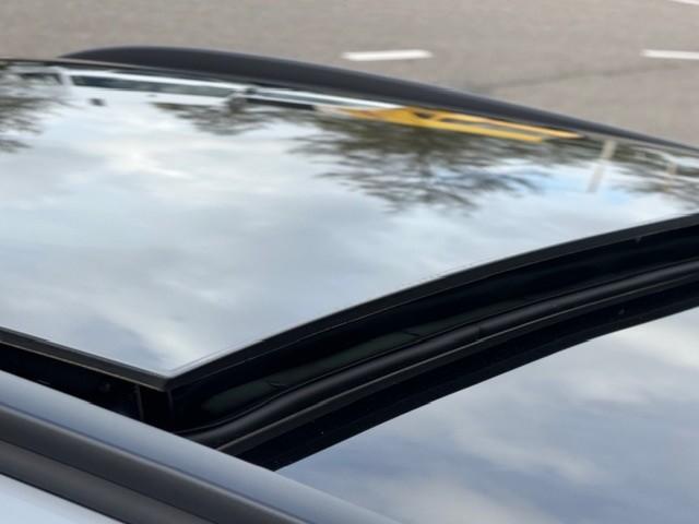 Mercedes-Benz Gla-klasse 200 business solution amg l panoramadak l mbux l m