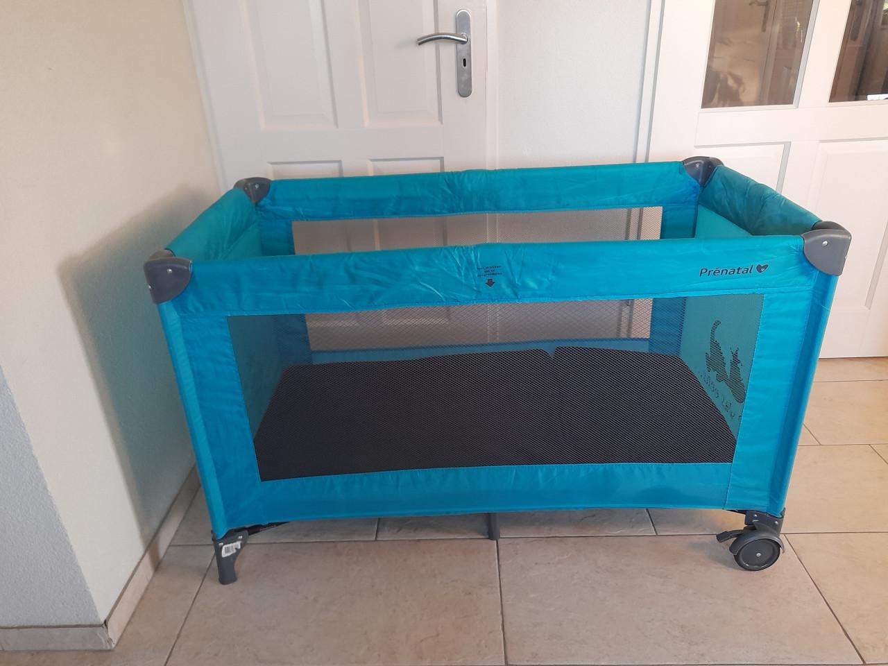 Campingbedje met extra matras (in goede staat )