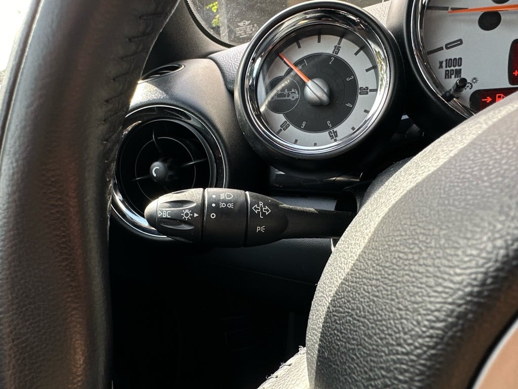 Mini Cooper Cabrio 1.6 pepper // dealeronderhouden //