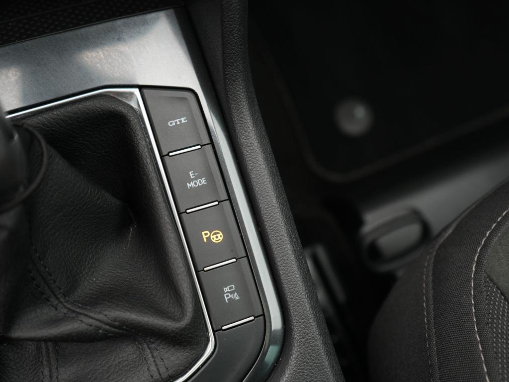 Volkswagen Tiguan 1.4 tsi ehybrid elegance | automaat | apple carplay/ andr
