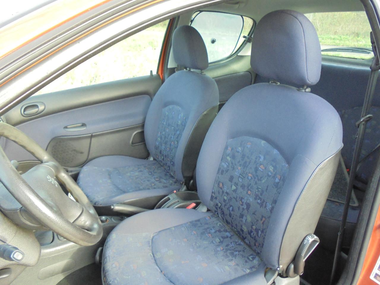 206 van Tweede eigenaar  119.278 Km goed onderhouden