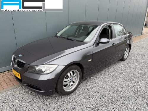 BMW 3-serie 320i 150pk executive sedan