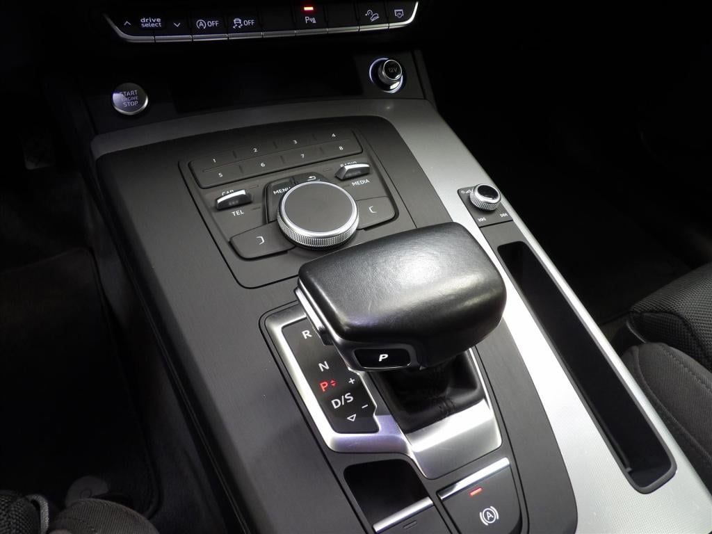 Audi Q5 2.0 tfsi quattro 252pk s tronic sport