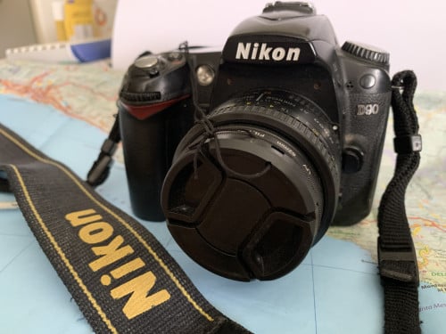 Nikon D90 met superlens 18-300 én 50mm lens