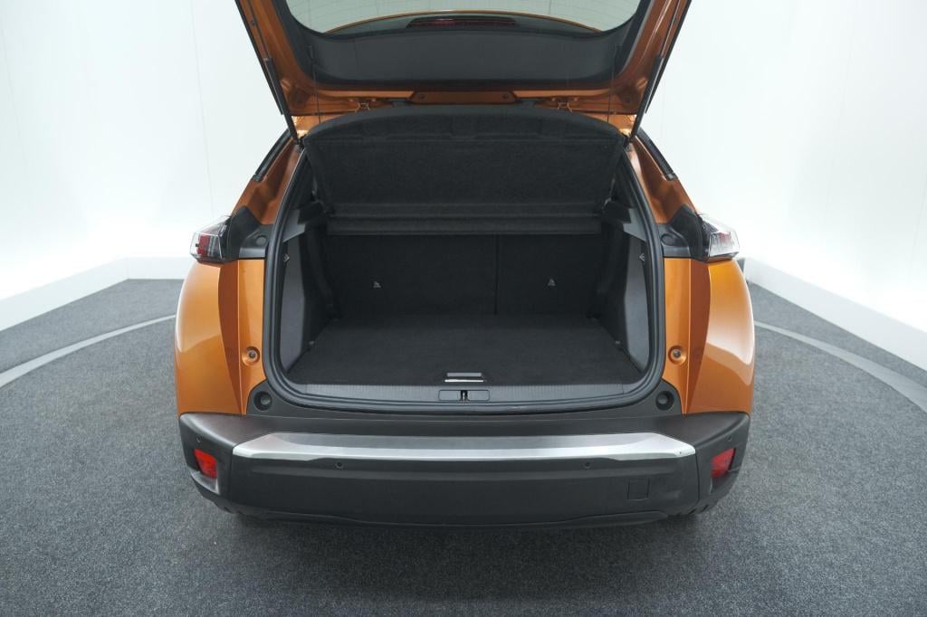 Peugeot E-2008 ev allure pack 50 kwh | 3 fase laadfunctie | parkeersensoren