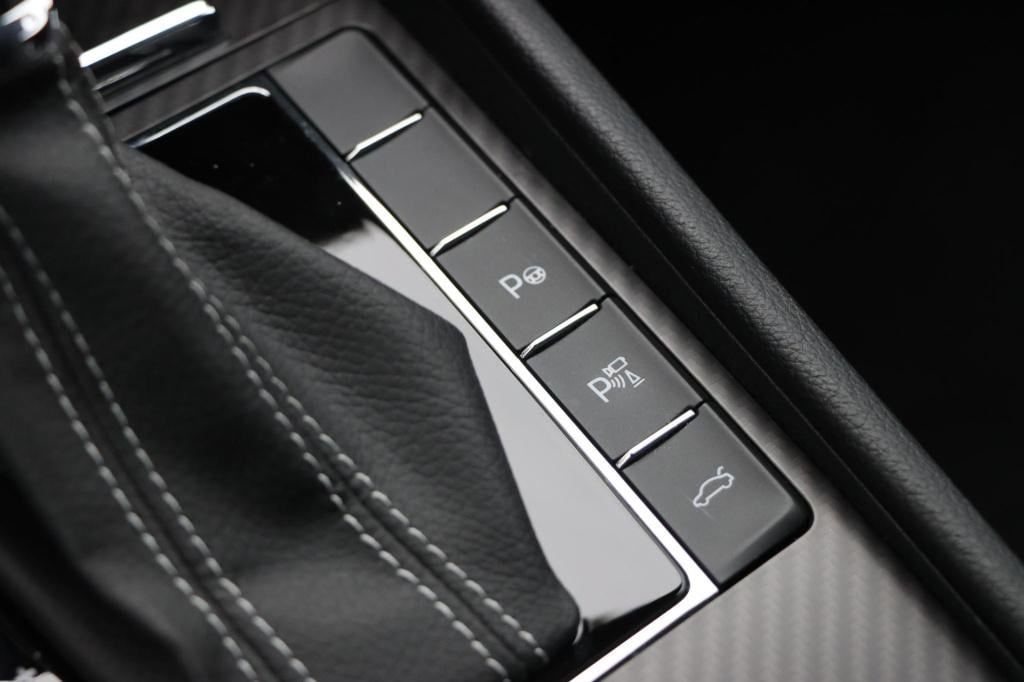 Skoda Superb combi 1.4 tsi iv sportline 218pk dsg6