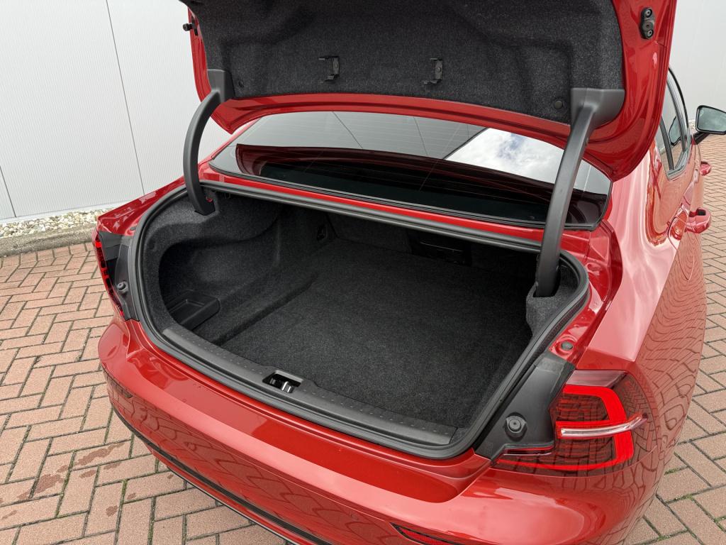 Volvo S60 2.0 t4 r-design 190pk | org. nl | top staat!