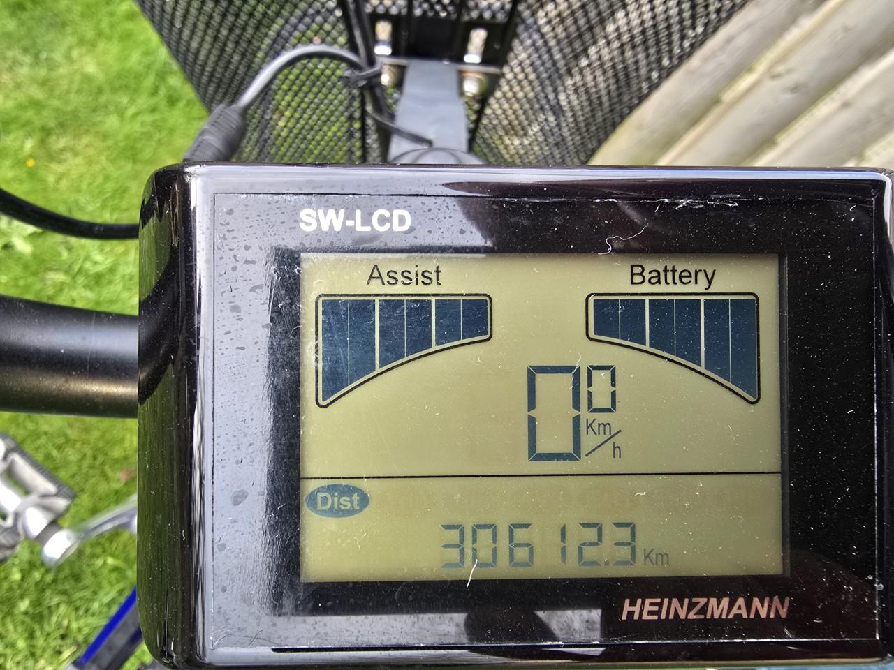 Driewielfiets met elektrische ondersteuning.