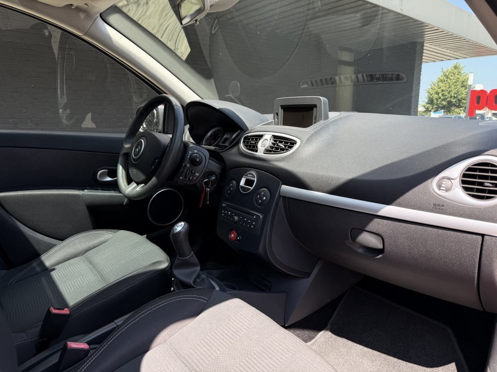 Renault Clio estate 1.2 tce dynamique