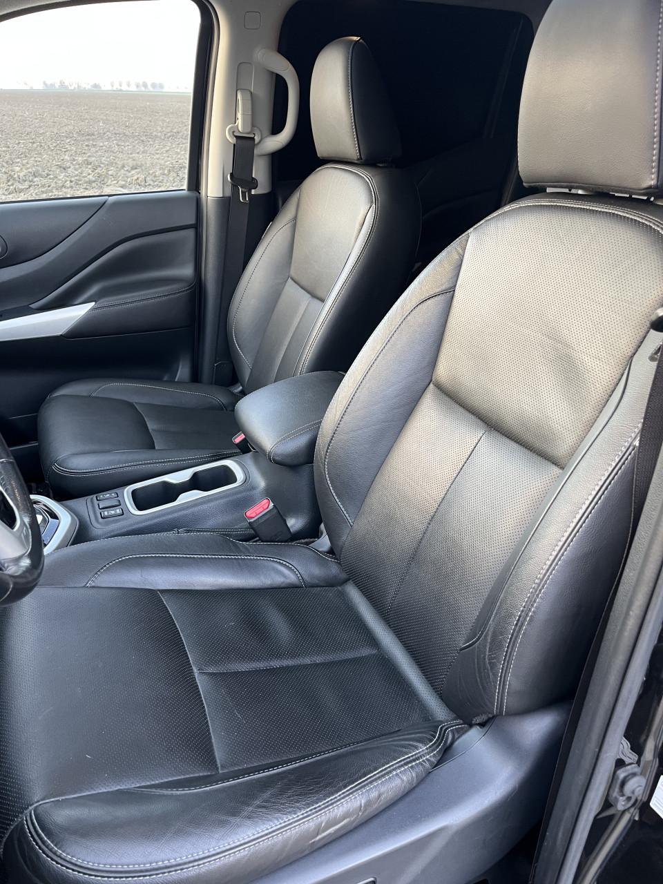 Renault Alaskan 2.3 dCi 190 pick-up grijs kenteken 2021