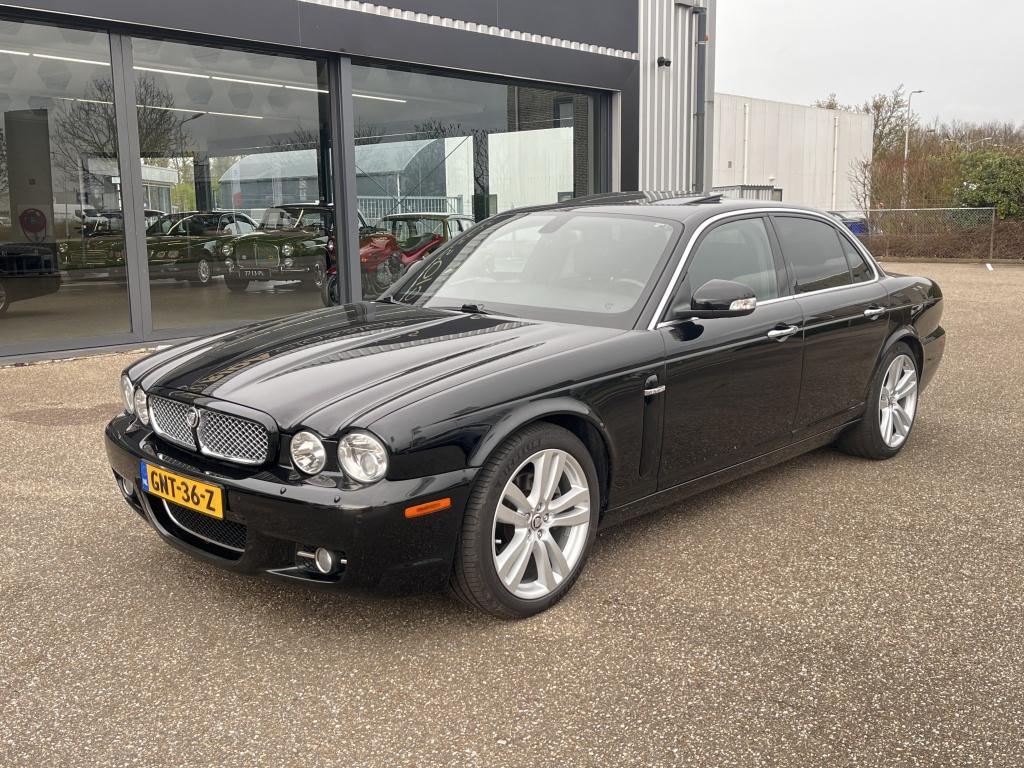 Jaguar Xj 4.2 v8 executive