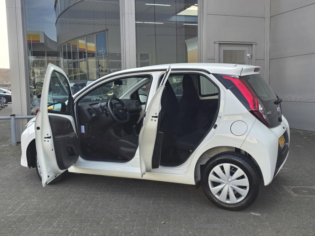 Toyota Aygo 1.0 vvt-i x-fun