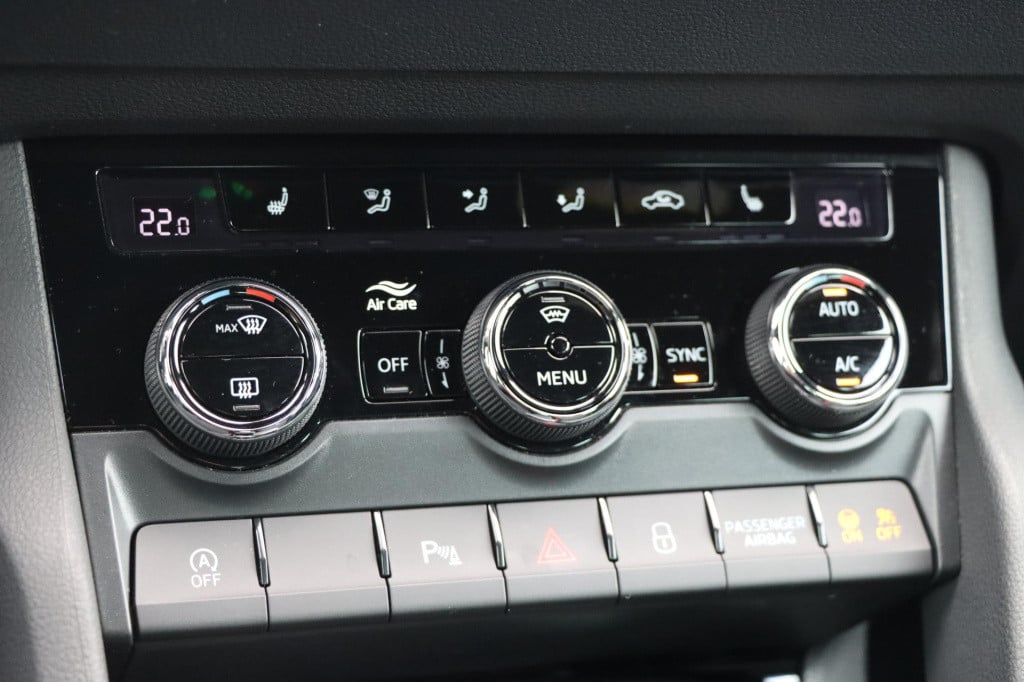 Skoda Karoq 1.5 tsi sportline 150pk dsg7