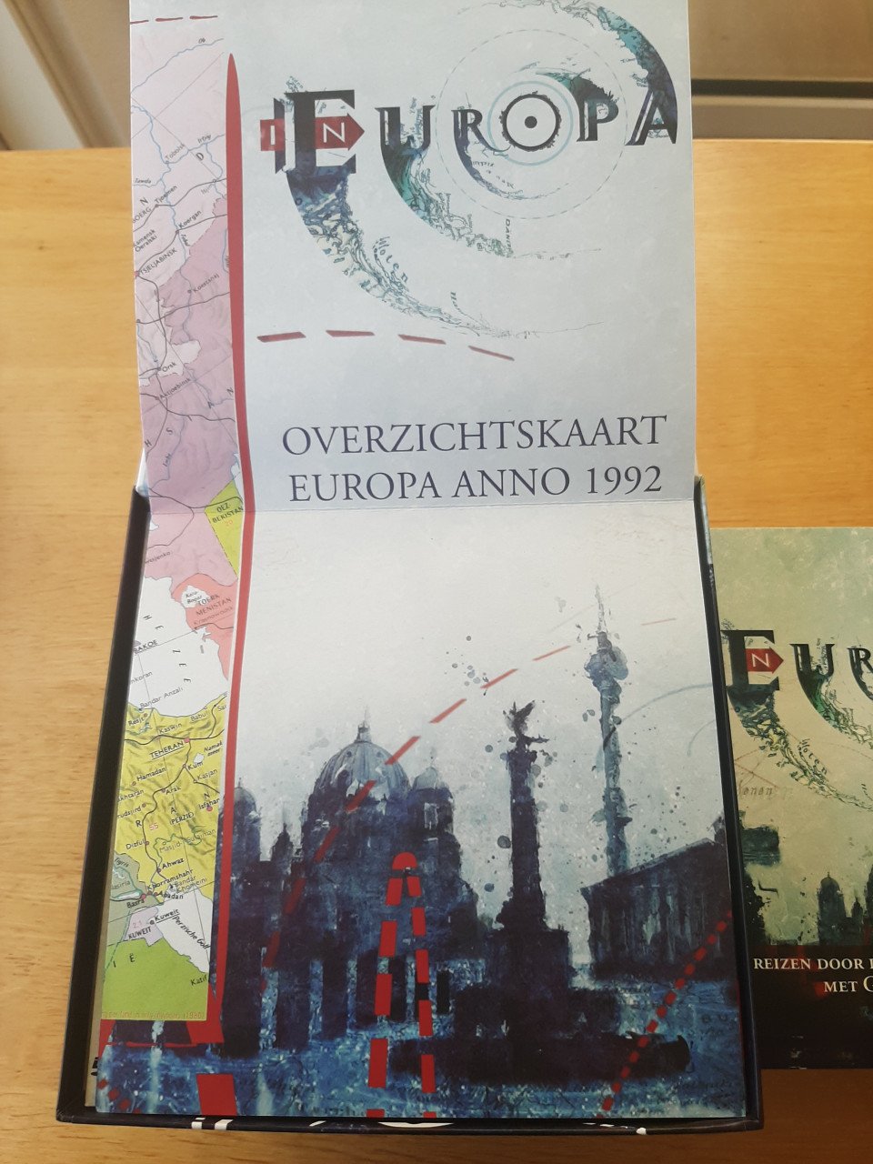 In Europa, 2 series DVD's van Geert Mak