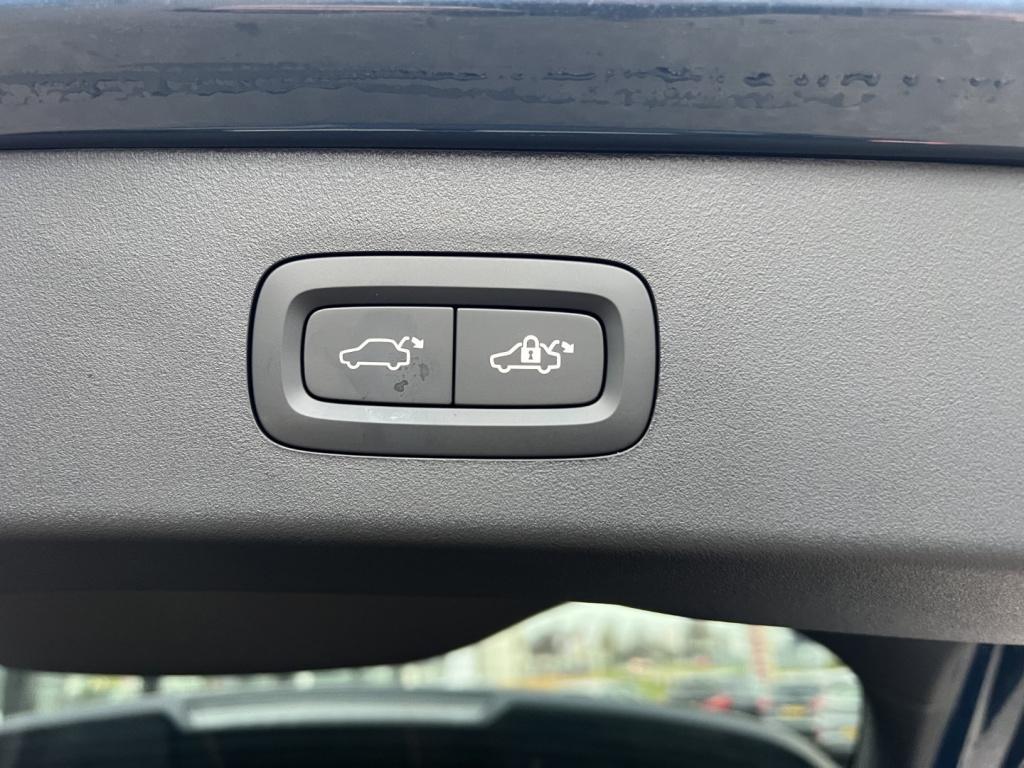 Lynk & Co 01 1.5 261pk phev 7dcth plug in hybrid , pano dak , 360gr camera 