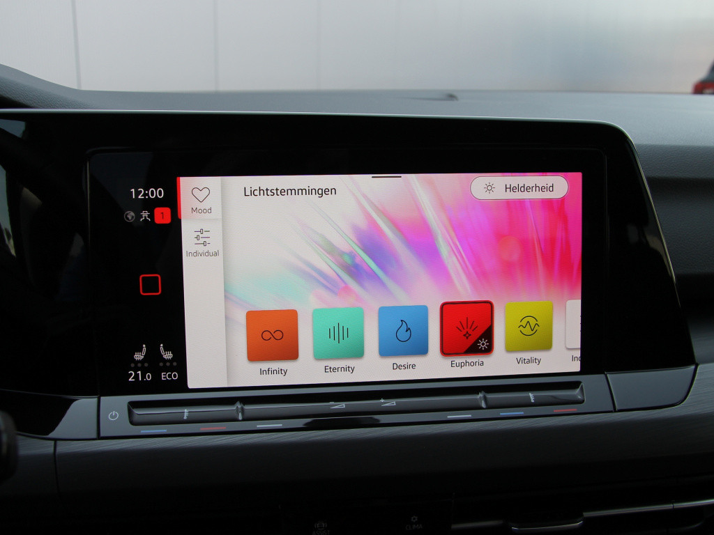 Volkswagen Golf 1.4 ehybrid 204pk style | acc | lane | ergo comfort stoel